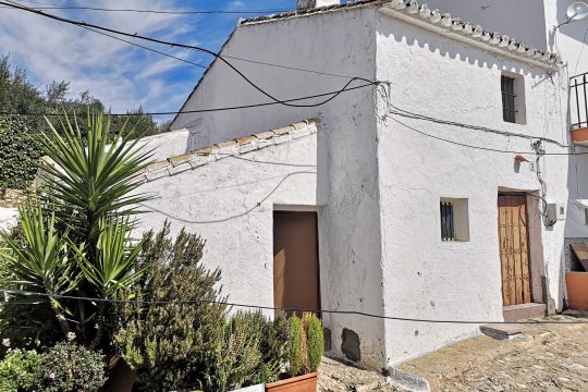 2 Adjacent Houses for Renovation, close to Ronda