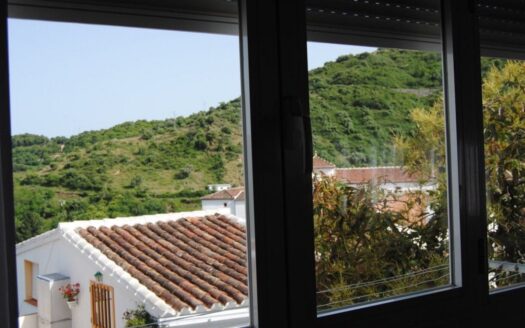 Townhouse for sale in Benadalid, Málaga