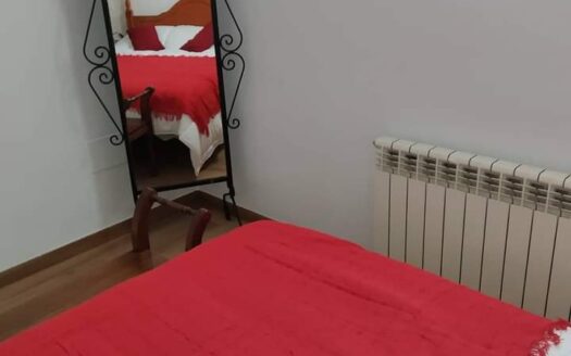 Renovated Townhouse, 4 Beds, 3 Baths