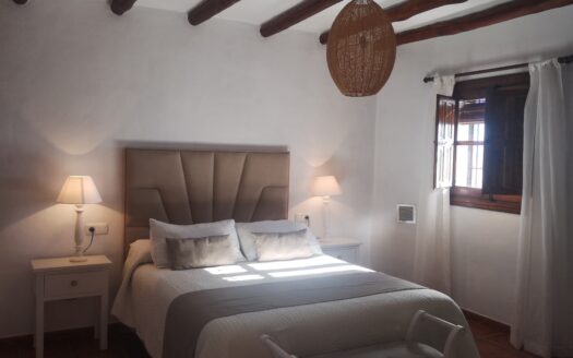 Country House, Guest House, Pool. Tourist Licence