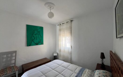 Casa en el centro de Arriate con 3 dormitorios, 1 salón, 1 cocina, 1 terraza y 1 cuarto de baño