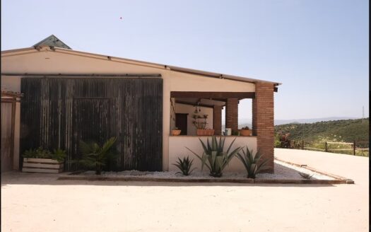 Auténtica Finca Rústica en Casares – Hotel Rural y Refugio Vacacional