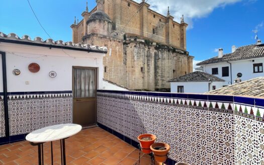Amplia Vivienda de 126 m² con Terraza en el Casco Histórico de Ronda