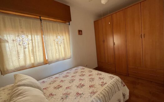 Casa en El Gastor con Maravillosas Vistas y Piscina