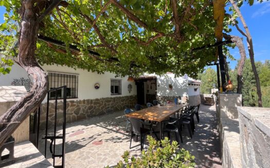 Charming Country Estate in Ronda with 5 Bedrooms – 16,476 m²