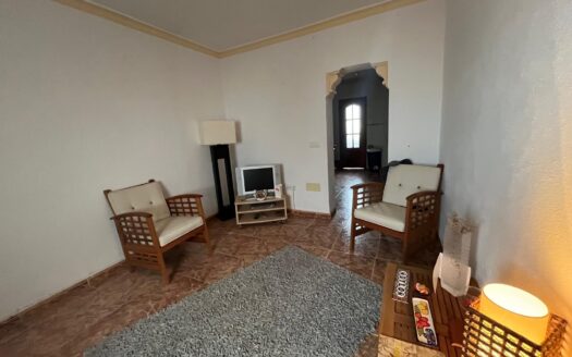 Casa con Impresionantes Vistas a la Montaña en Benaoján