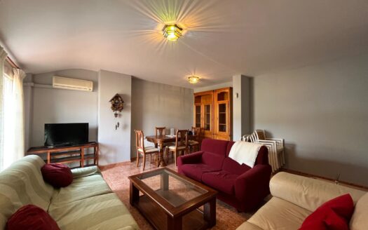 Exclusivo ático con terraza en Ronda, a 10 minutos del centro