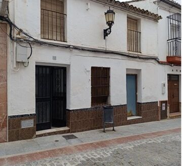 Oportunidad de inversión en el centro de Ronda – Vivienda para reformar con licencia de obra