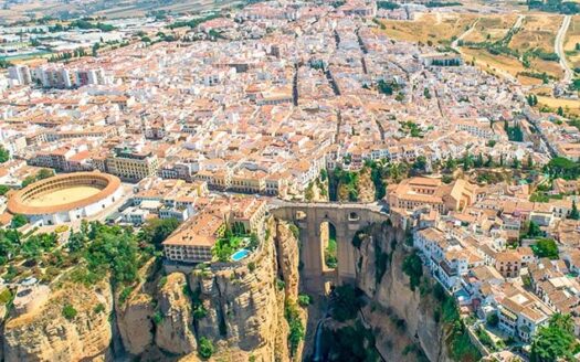 Oportunidad de inversión en el centro de Ronda – Vivienda para reformar con licencia de obra
