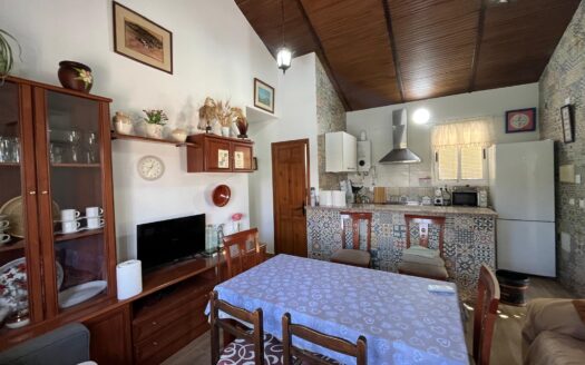 Casa Rural con Piscina Privada en un Entorno Natural